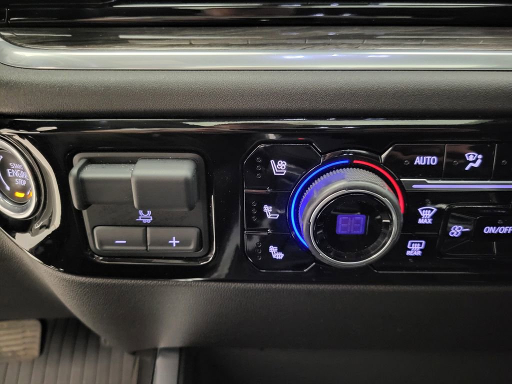 Used 2025 Chevrolet Silverado 1500 LTZ w/ LTZ Premium Package image 11