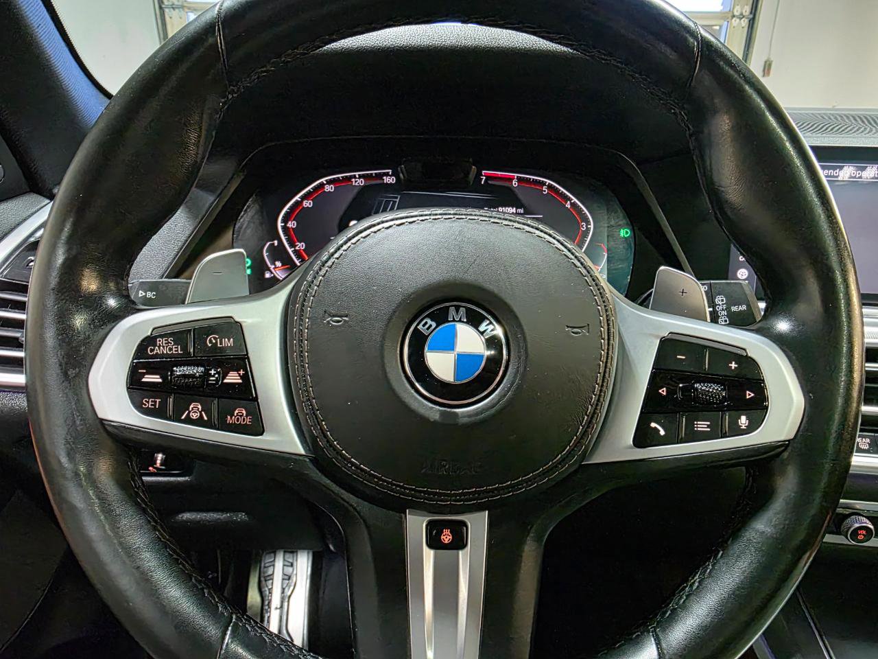 Used 2019 BMW X5 xDrive50i w/ M Sport Package image 37