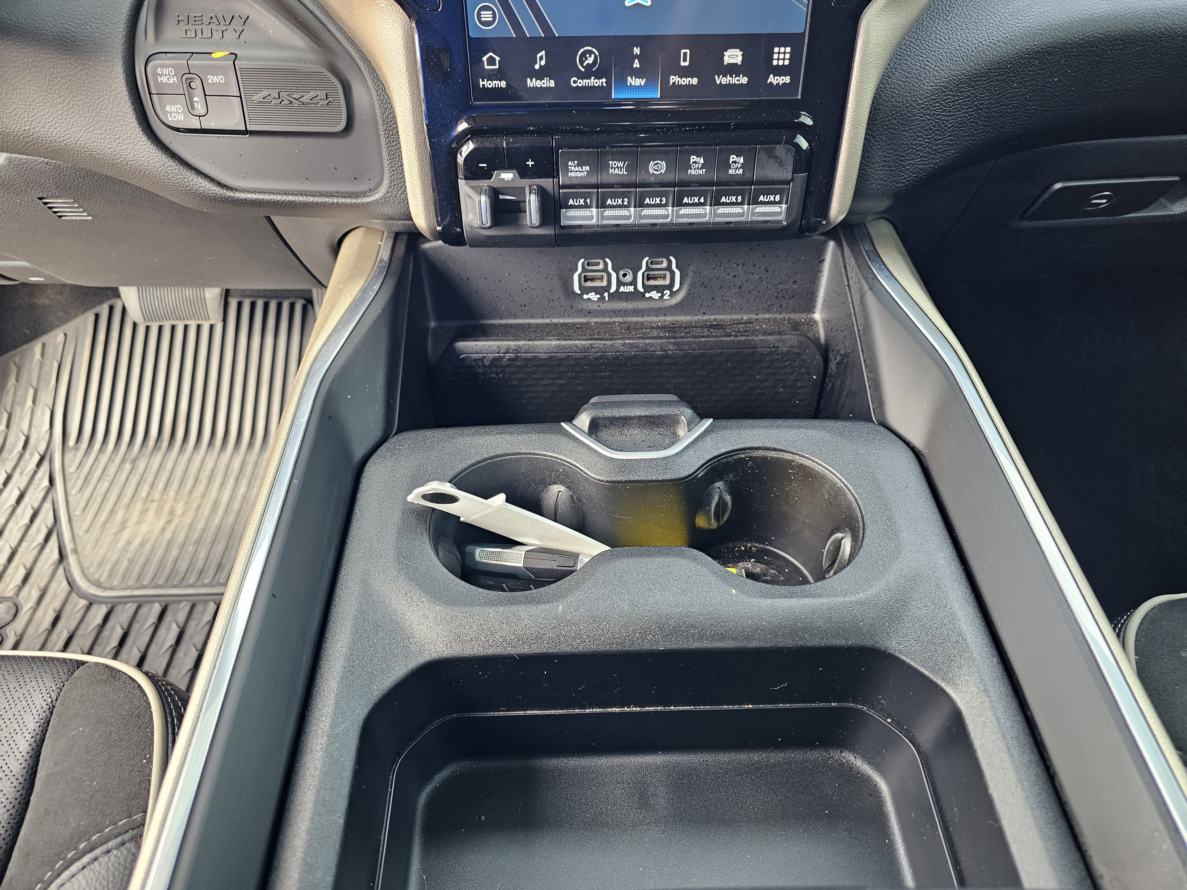 Used 2024 RAM 3500 Laramie w/ Towing Technology Group image 29