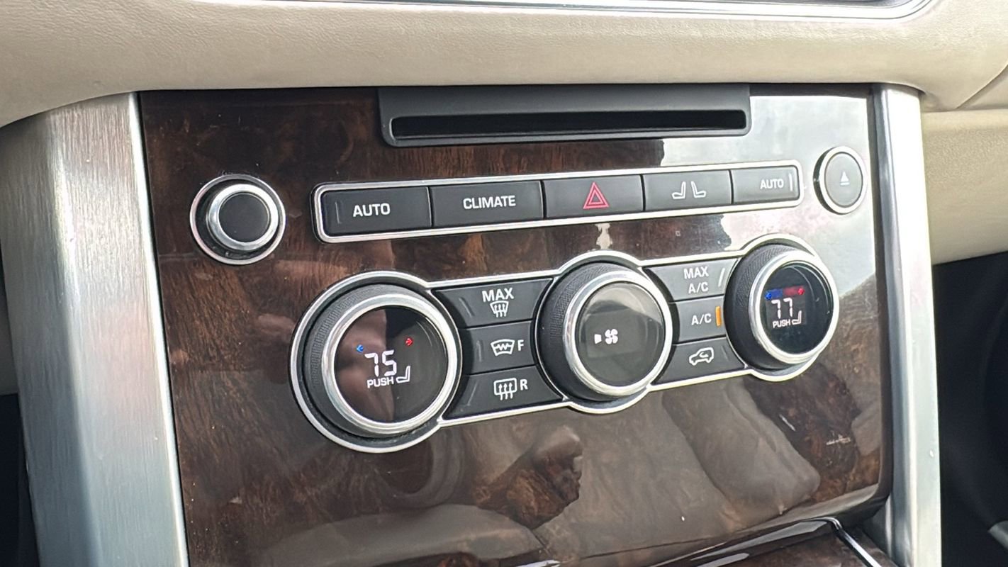 Used 2016 Land Rover Range Rover Supercharged image 27