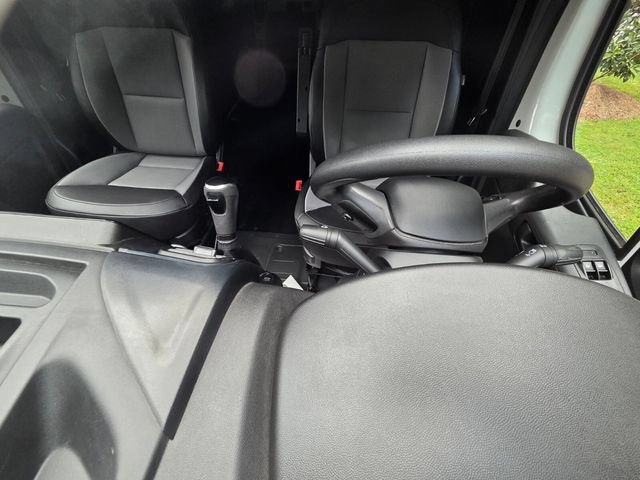 Used 2025 RAM ProMaster 2500 w/ Convenience Group FWD image 12