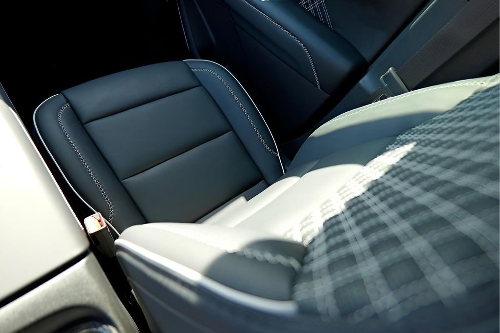 New 2026 GMC Acadia Denali w/ Super Cruise Package image 26