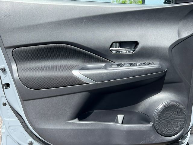 Used 2024 Nissan Kicks SV FWD image 12