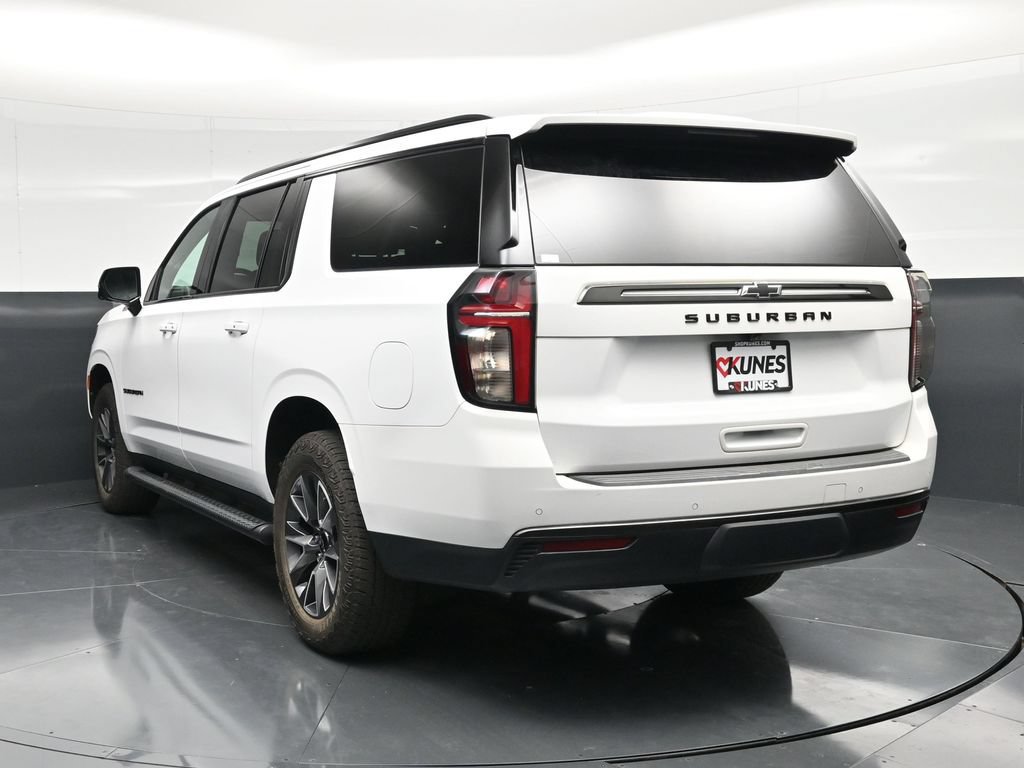Used 2021 Chevrolet Suburban Z71 w/ Z71 Signature Package AWD/4WD image 11
