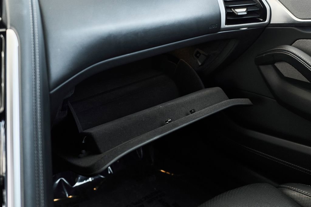 Used 2025 BMW 840i Convertible w/ Comfort Seating Package RWD image 31