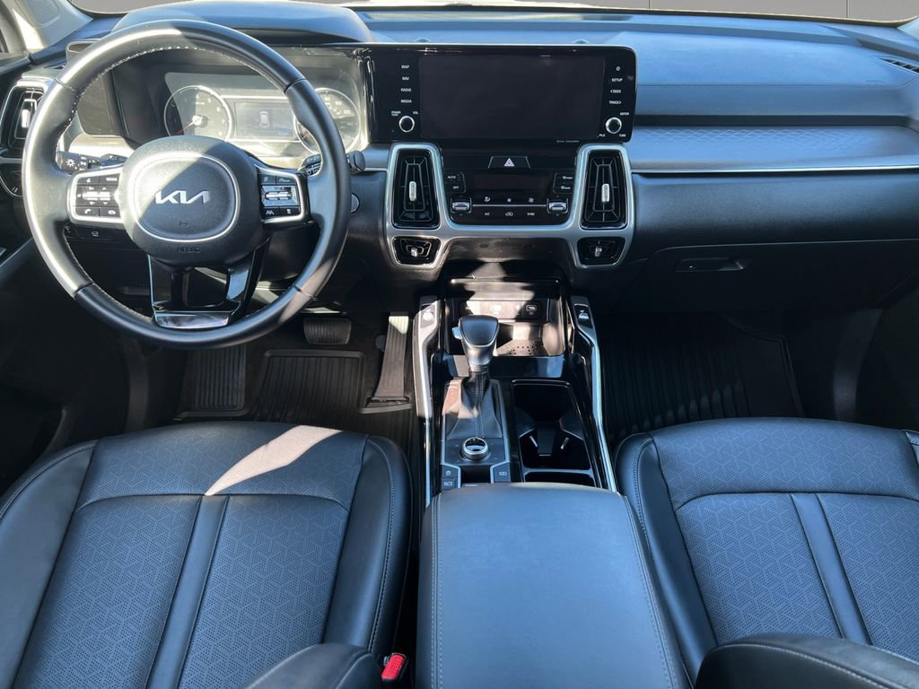 Used 2022 Kia Sorento SX image 12