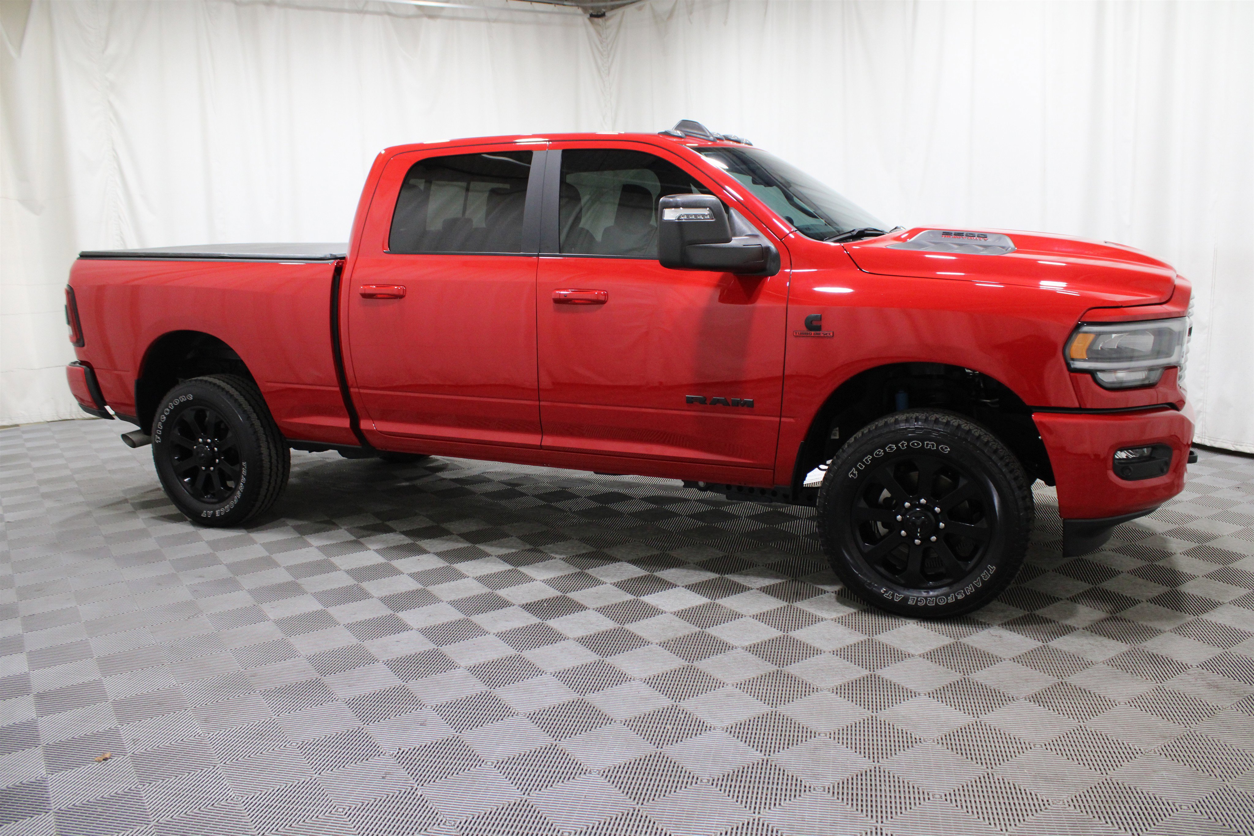 Used 2024 RAM 2500 Laramie w/ Night Edition image 32