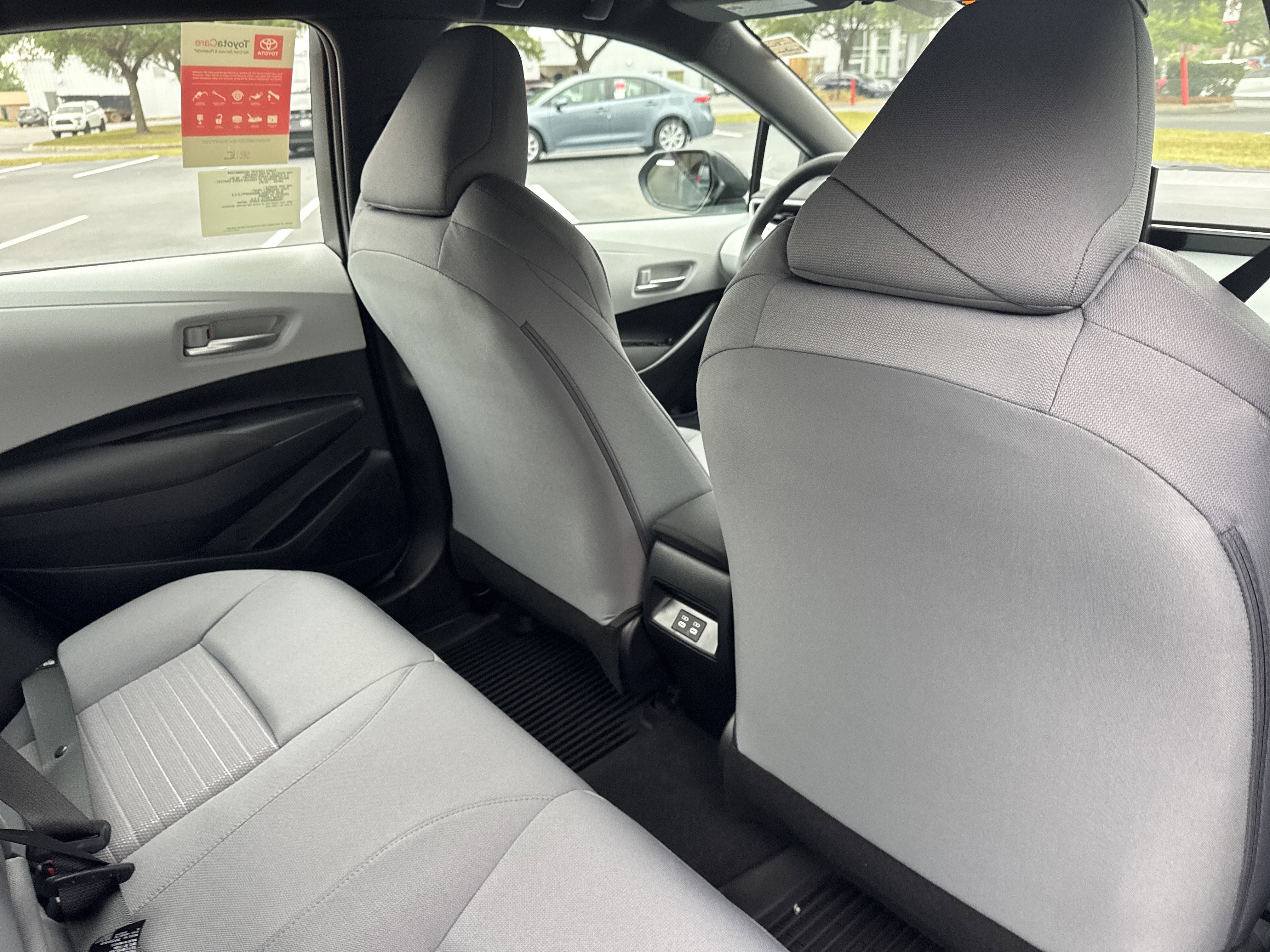 New 2026 Toyota Corolla SE FWD image 33