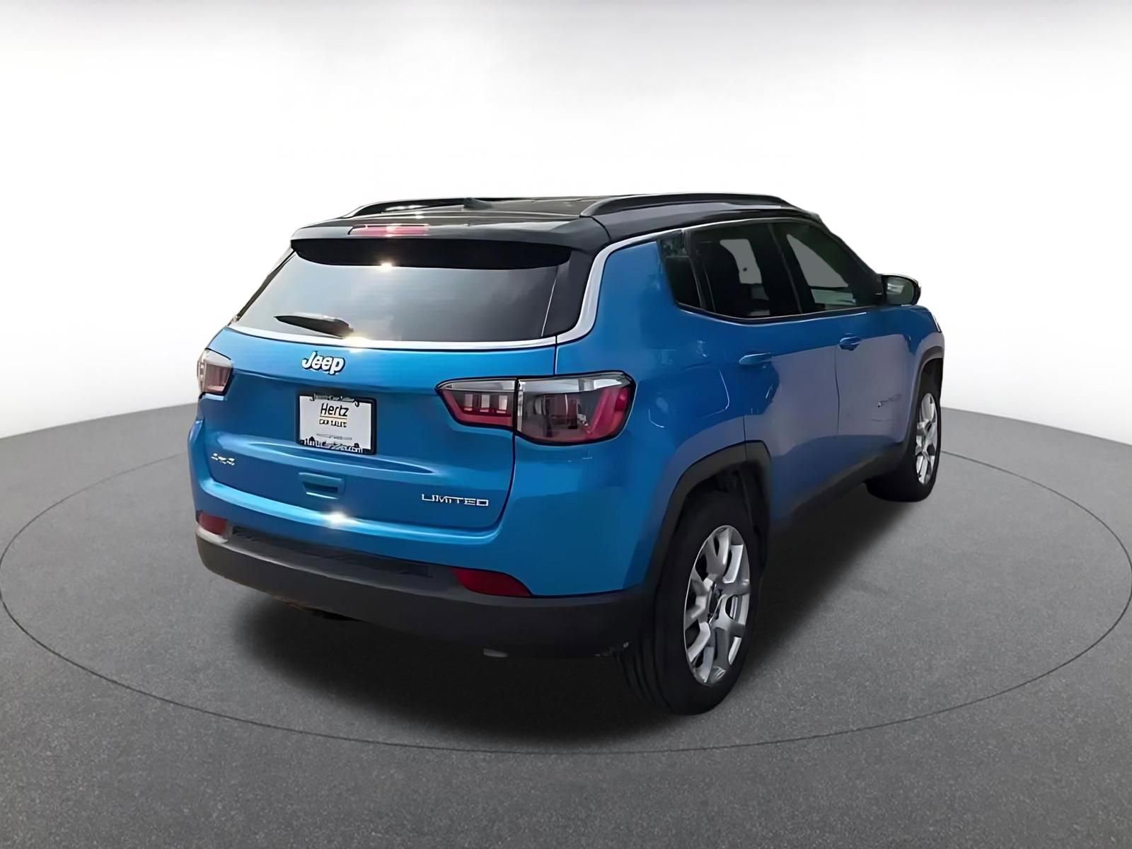 Used 2025 Jeep Compass Limited AWD/4WD image 15