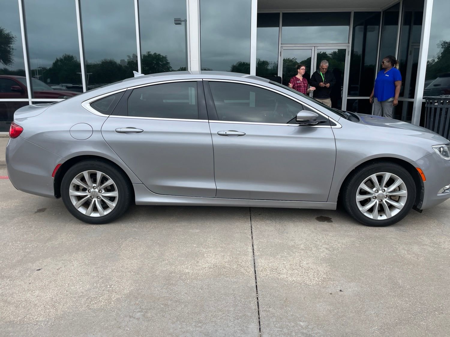 Used 2015 Chrysler 200 C w/ Navigation & Sound Group I FWD image 6