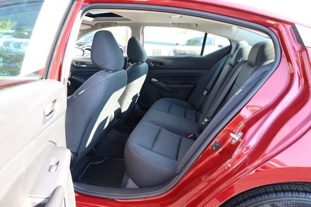 Certified 2025 Nissan Altima 2.5 SV w/ SV Premium Package FWD image 20