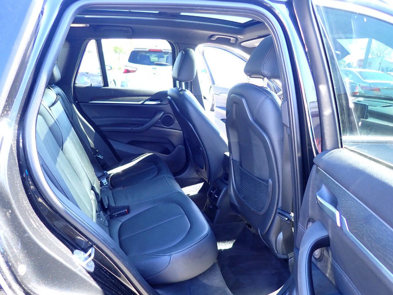 Used 2016 BMW X1 xDrive28i AWD/4WD image 11