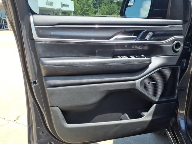 Used 2023 Jeep Wagoneer 4WD w/ Premium Group I image 20