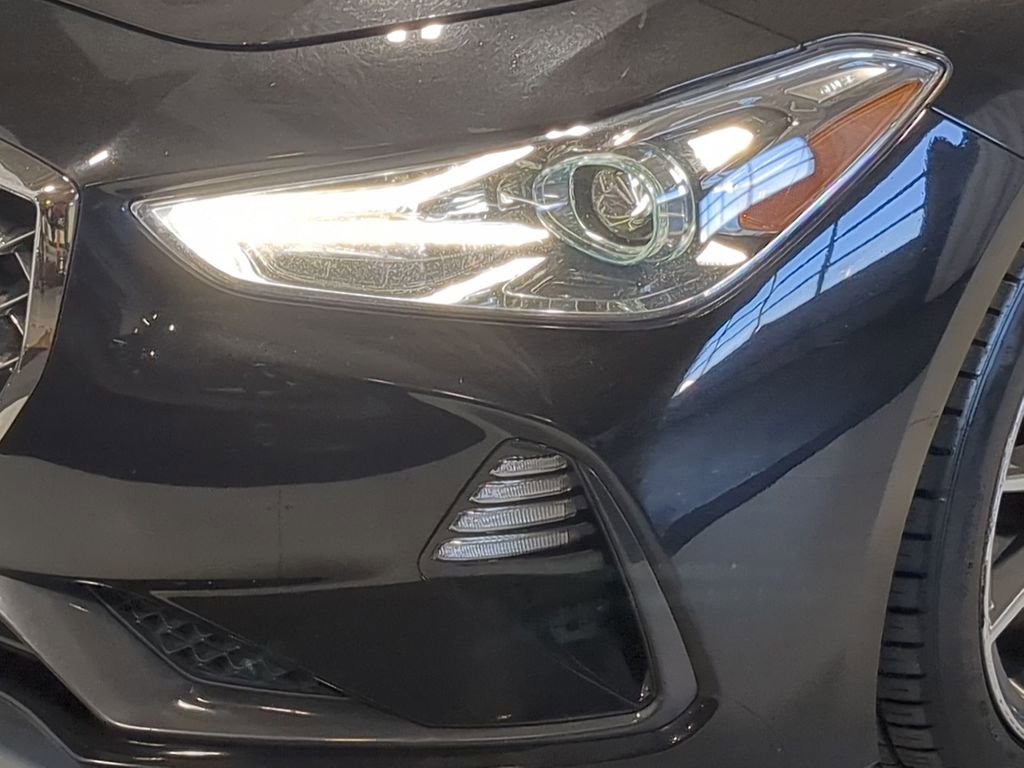 Used 2019 Genesis G70 2.0T Advanced w/ Dynamic Package image 14