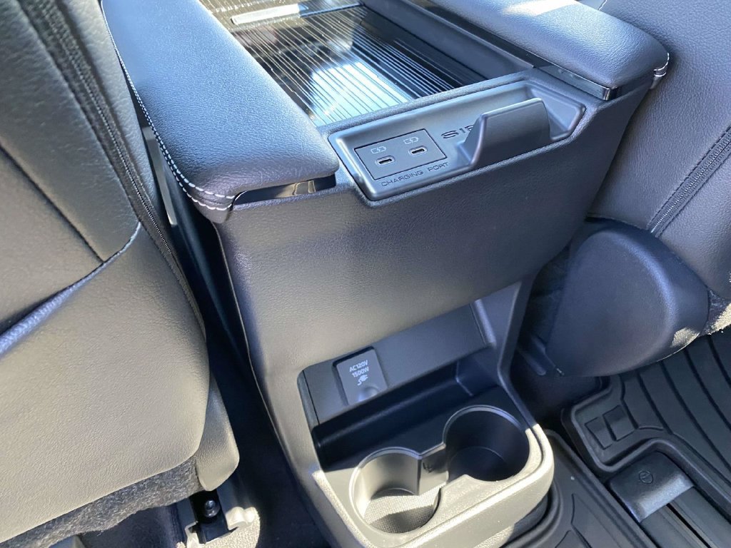 New 2026 Toyota Sienna XSE FWD image 9