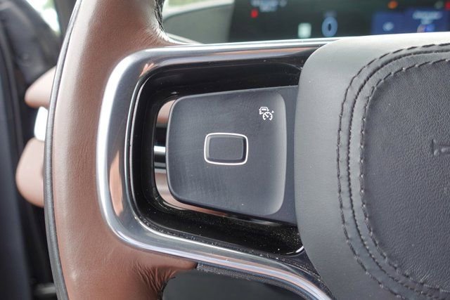 Used 2025 Lincoln Navigator Reserve AWD/4WD image 17