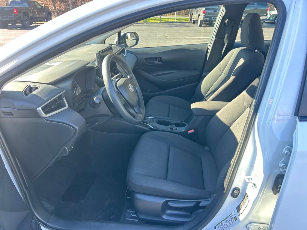 Certified 2024 Toyota Corolla LE image 9