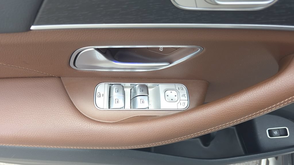 Certified 2024 Mercedes-Benz GLS 450 4MATIC image 12
