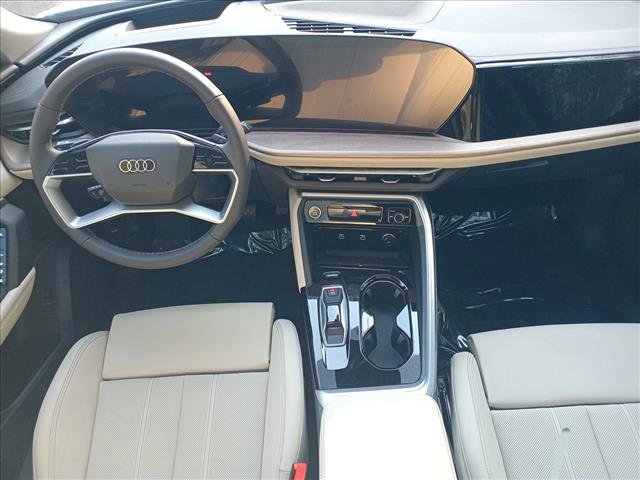 New 2025 Audi Q5 Prestige image 3