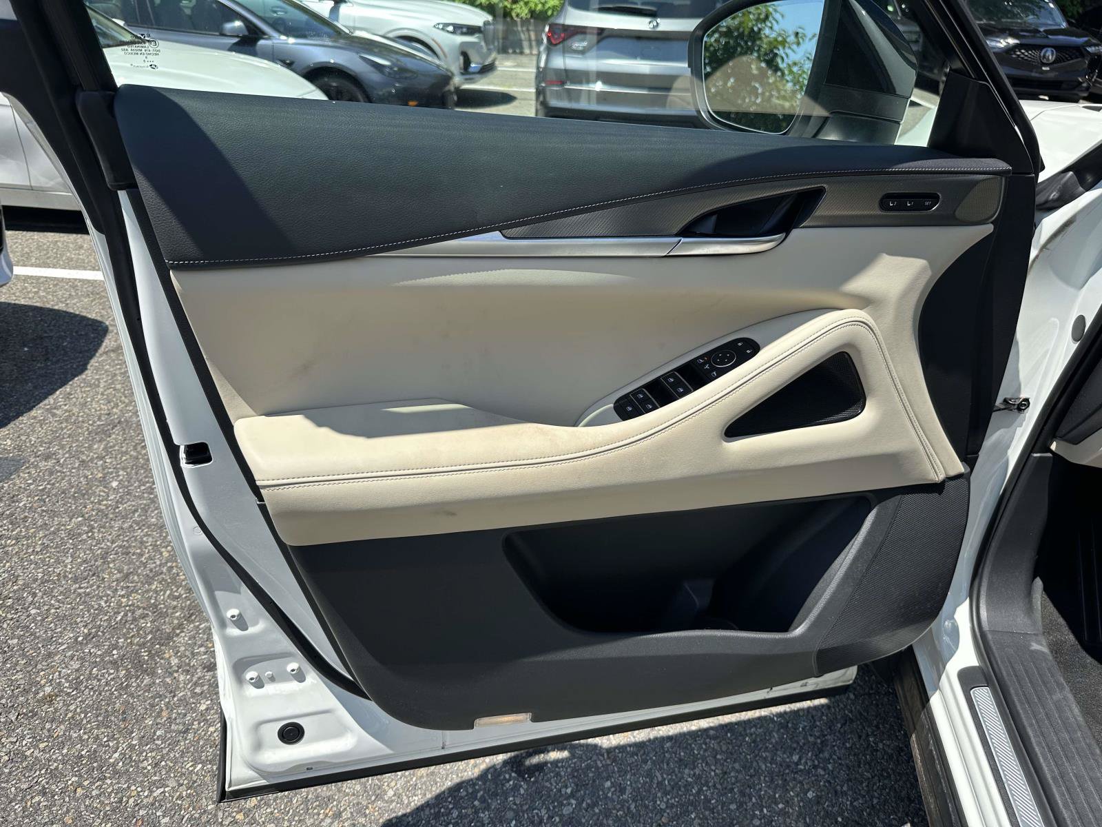 Used 2023 INFINITI QX60 Luxe w/ Cargo Package AWD/4WD image 13