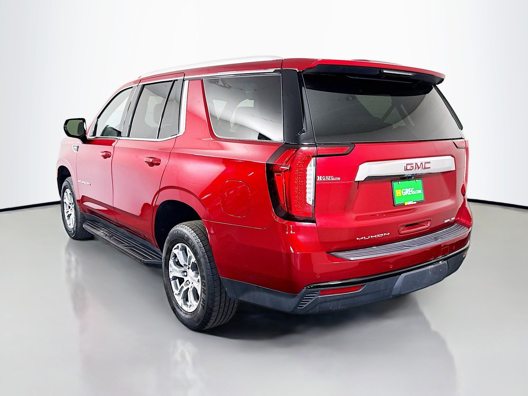 Used 2023 GMC Yukon SLE image 7