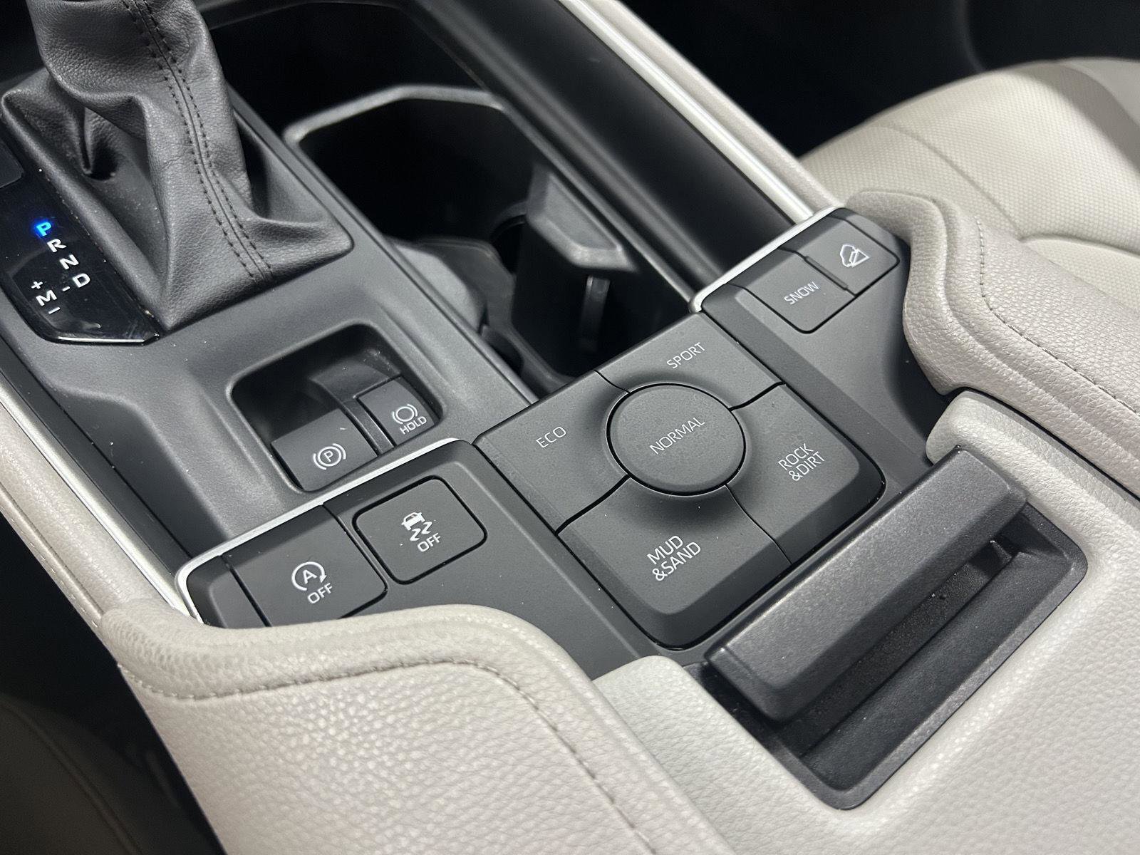 Used 2024 Toyota Grand Highlander Limited image 20