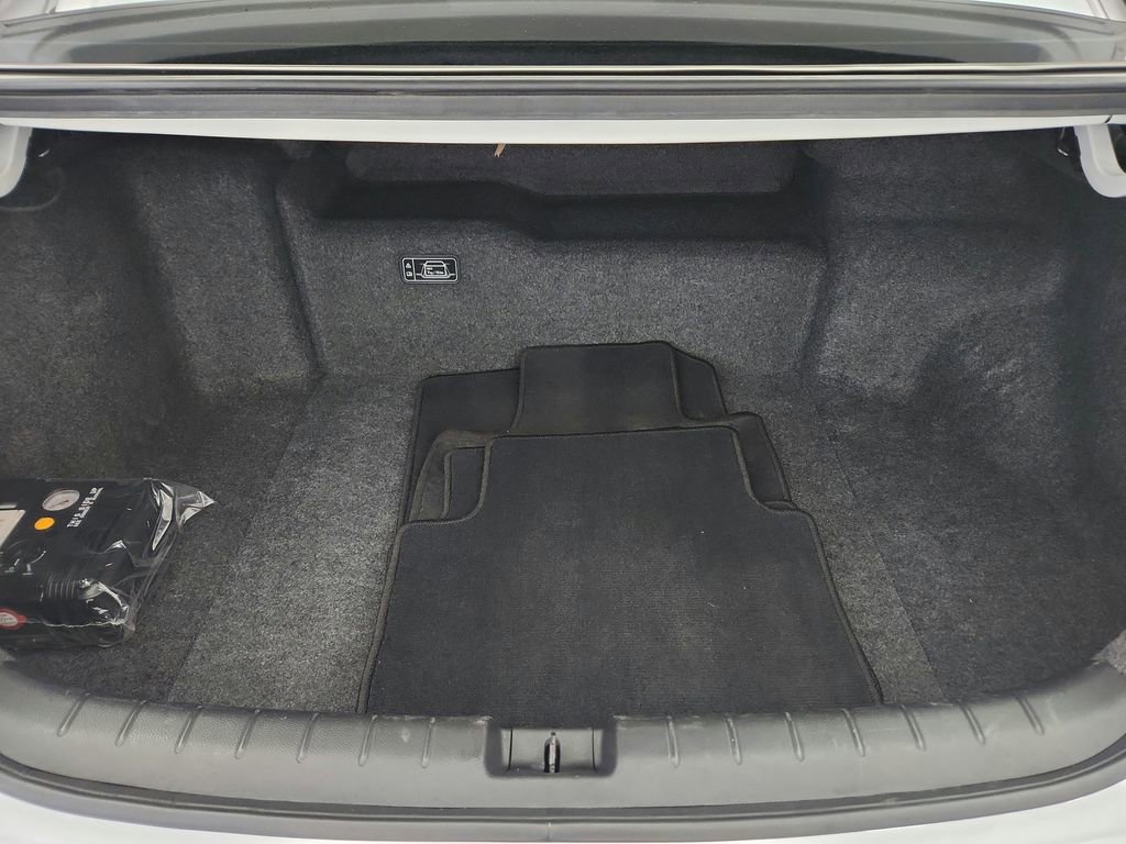 Used 2017 Honda Accord Touring image 28