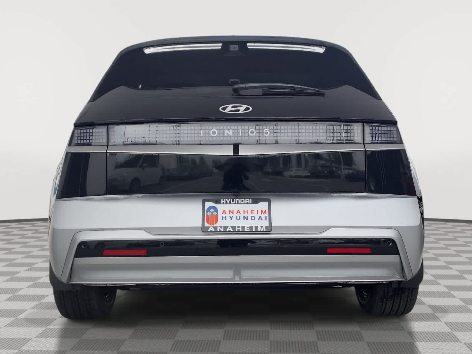 New 2027 Hyundai Ioniq 5 Limited RWD image 8