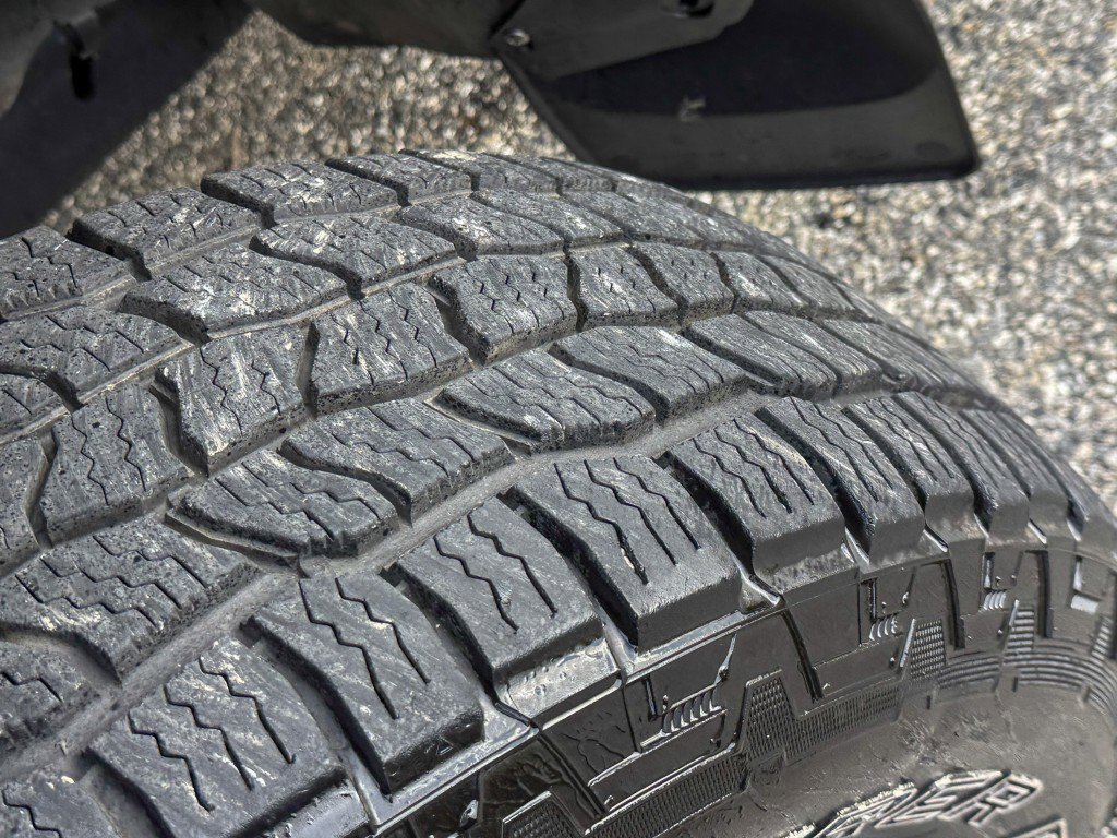 Used 2008 Chevrolet Silverado 1500 LT w/ Power Pack Plus image 8