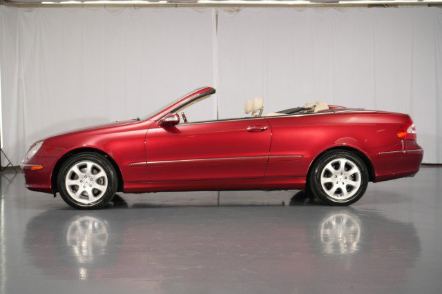Used 2004 Mercedes-Benz CLK 320 Cabriolet image 2