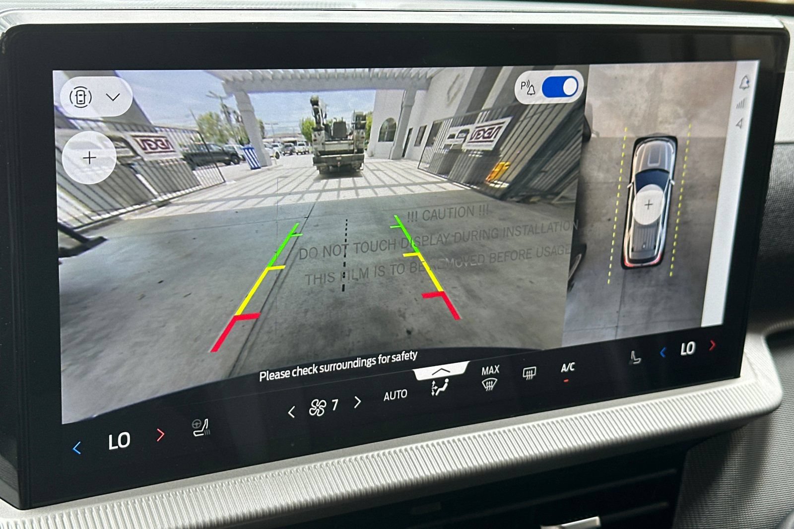 New 2026 Ford Explorer ST-Line w/ ST-Line Street Pack RWD image 21
