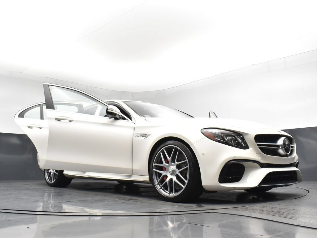 Used 2018 Mercedes-Benz E 63 AMG S image 29