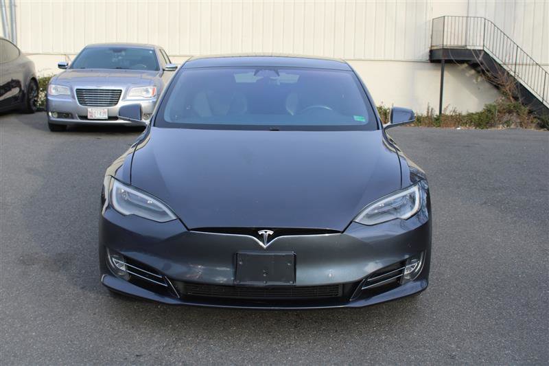 Used 2020 Tesla Model S Long Range image 3