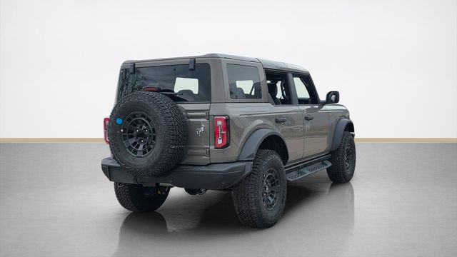 New 2026 Ford Bronco Badlands w/ Sasquatch Package AWD/4WD image 3