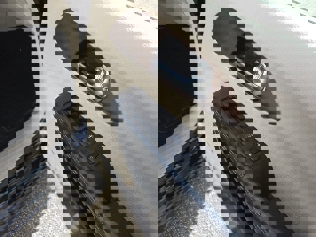 Used 2024 Chrysler Voyager LX image 18