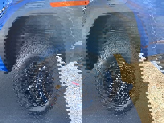 New 2026 GMC Canyon Elevation w/ Convenience Package image 6