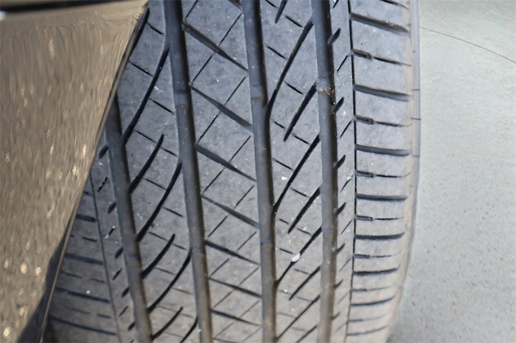 Used 2019 Toyota Avalon XSE image 27