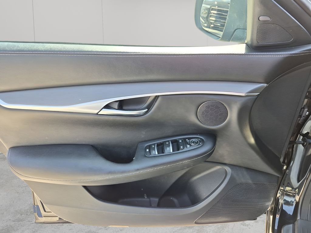 Used 2022 INFINITI QX50 Luxe w/ Appearance Package FWD image 27