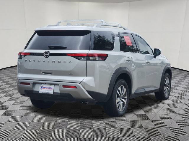 Used 2023 Nissan Pathfinder SL FWD image 5