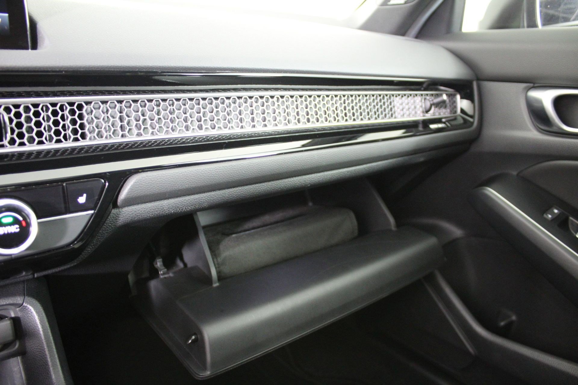 Used 2024 Honda Civic Sport Touring image 28