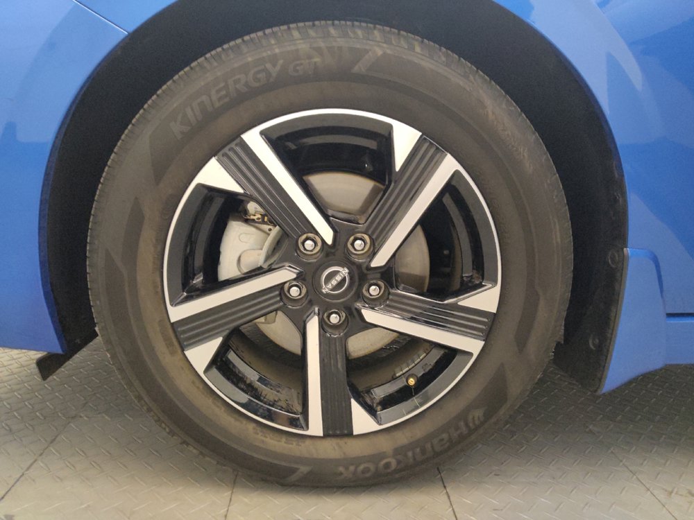 Used 2025 Nissan Sentra SV w/ Trunk Package FWD image 31