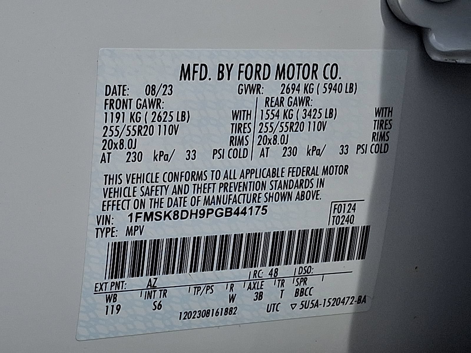Used 2023 Ford Explorer XLT w/ Equipment Group 202A AWD/4WD image 26