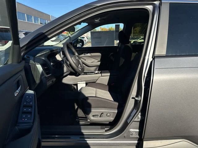 New 2026 Nissan Rogue SV image 11