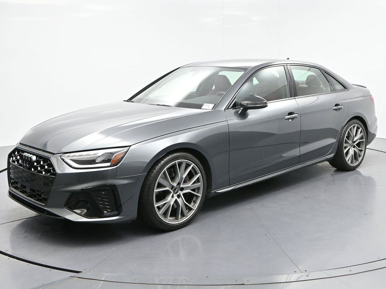 Used 2024 Audi S4 Premium Plus w/ Premium Plus Package AWD/4WD image 3