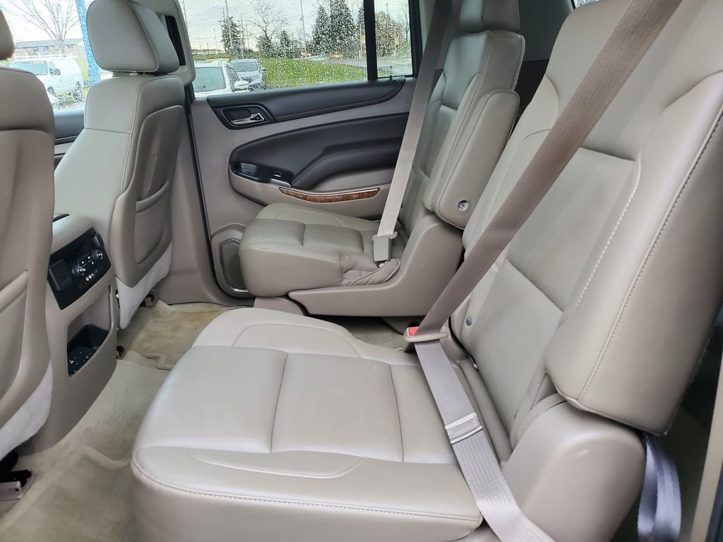 Used 2016 Chevrolet Suburban LTZ image 10