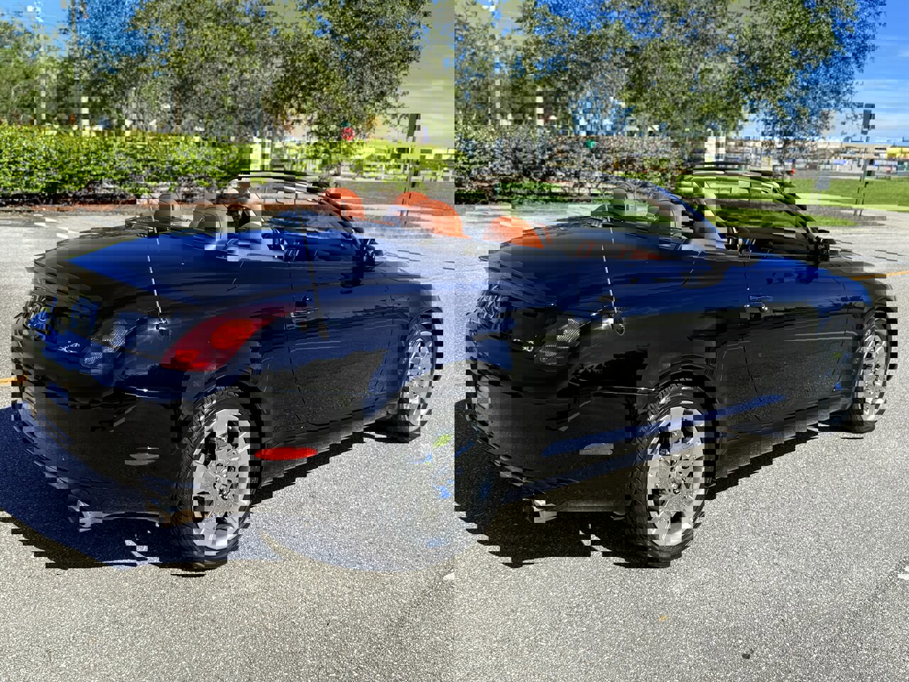 Used 2004 Lexus SC 430 Convertible image 22