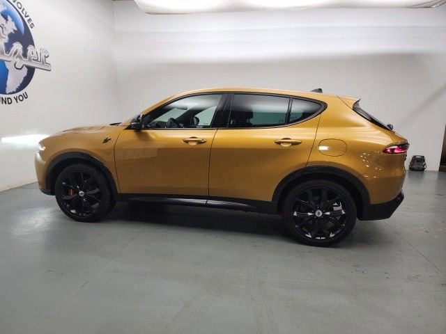 Used 2024 Dodge Hornet R/T Plus image 5