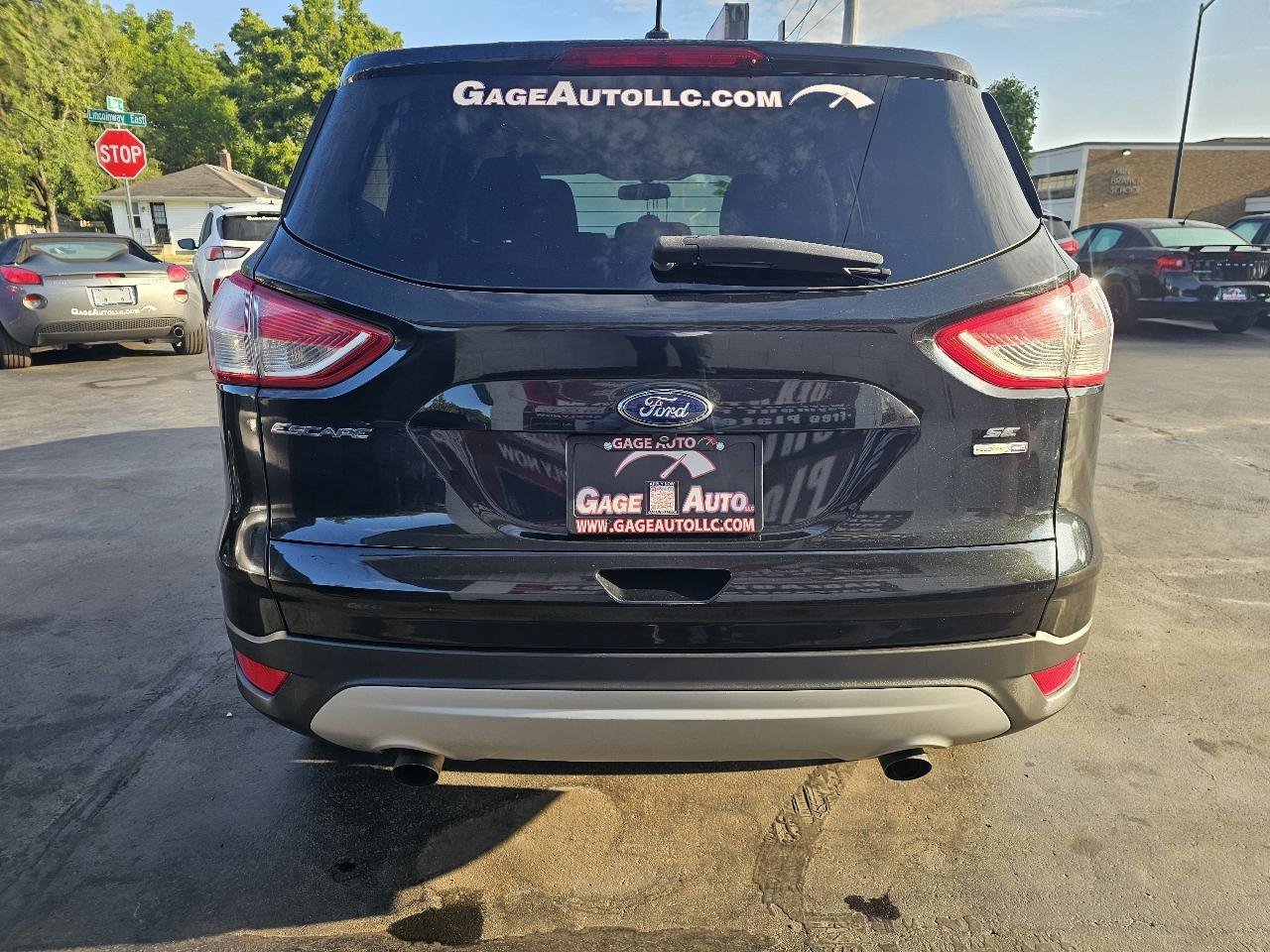 Used 2015 Ford Escape SE AWD/4WD image 10