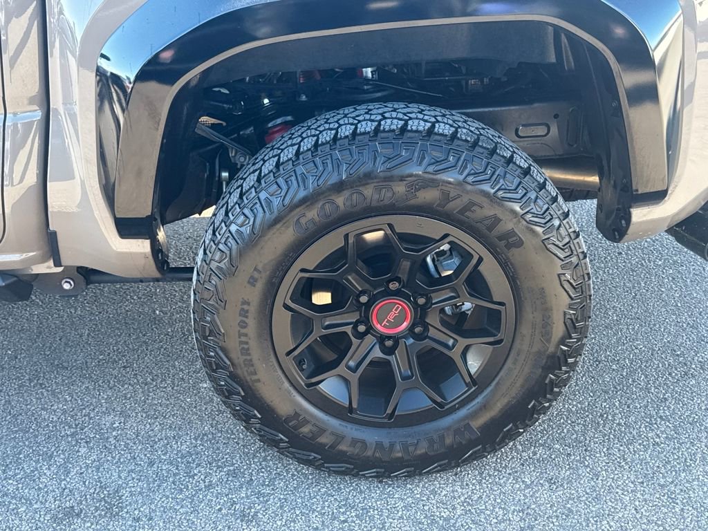 Used 2025 Toyota Tacoma TRD Pro image 39