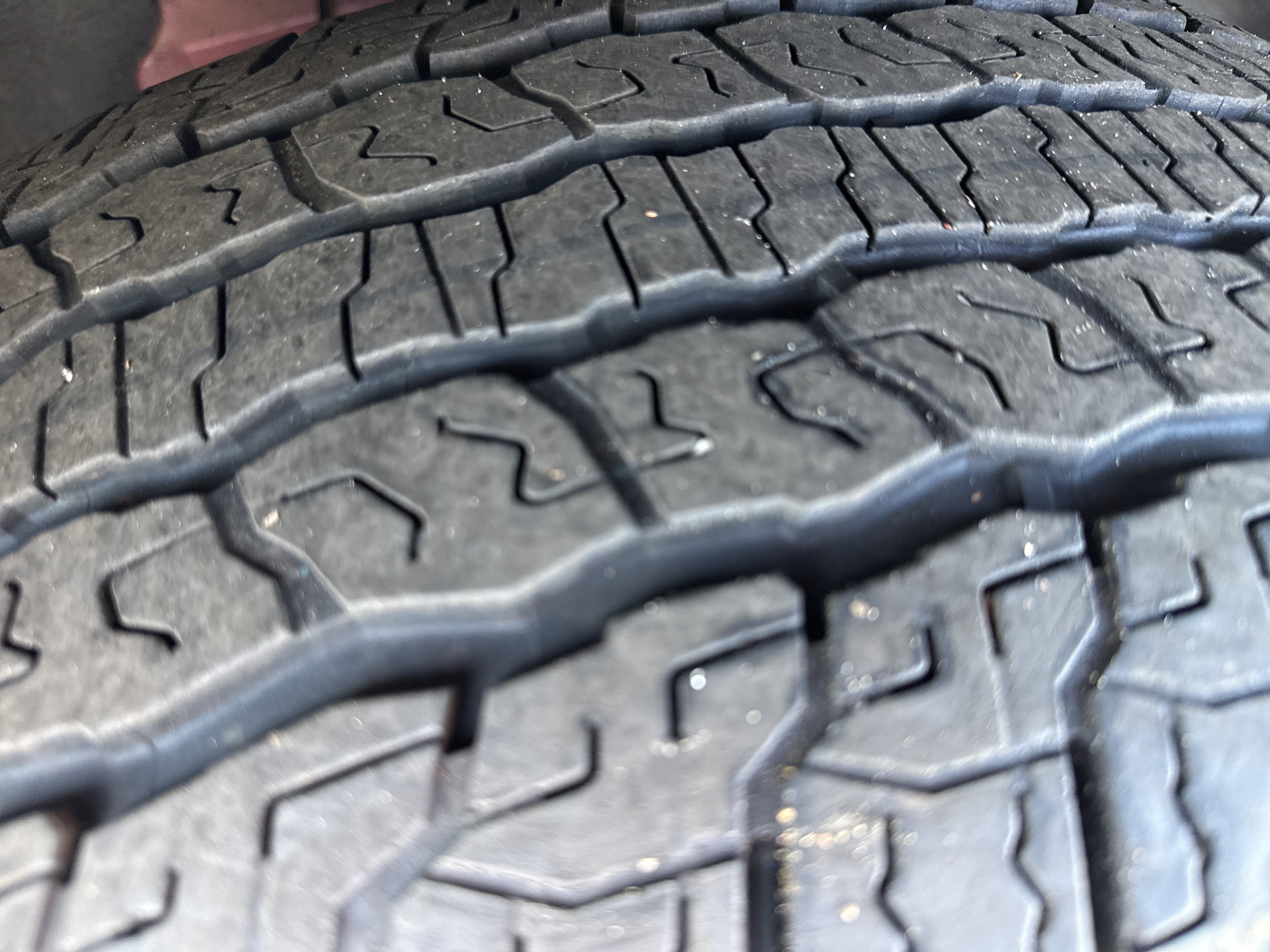 Used 2024 GMC Acadia AT4 image 12